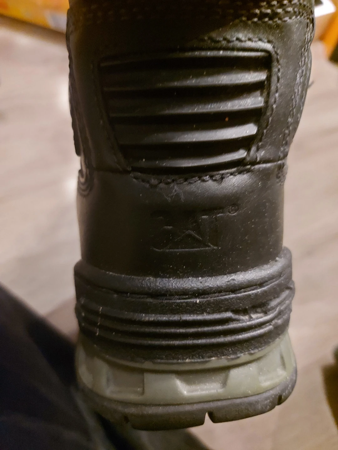 Caterpillar Work Boots  Size 10  1/2 - photo 2