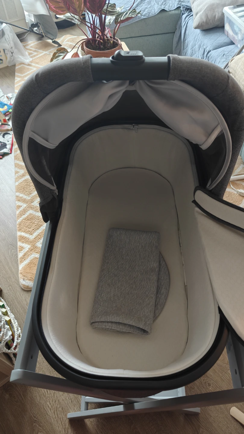 Gray Uppababy Bassinet - photo 3