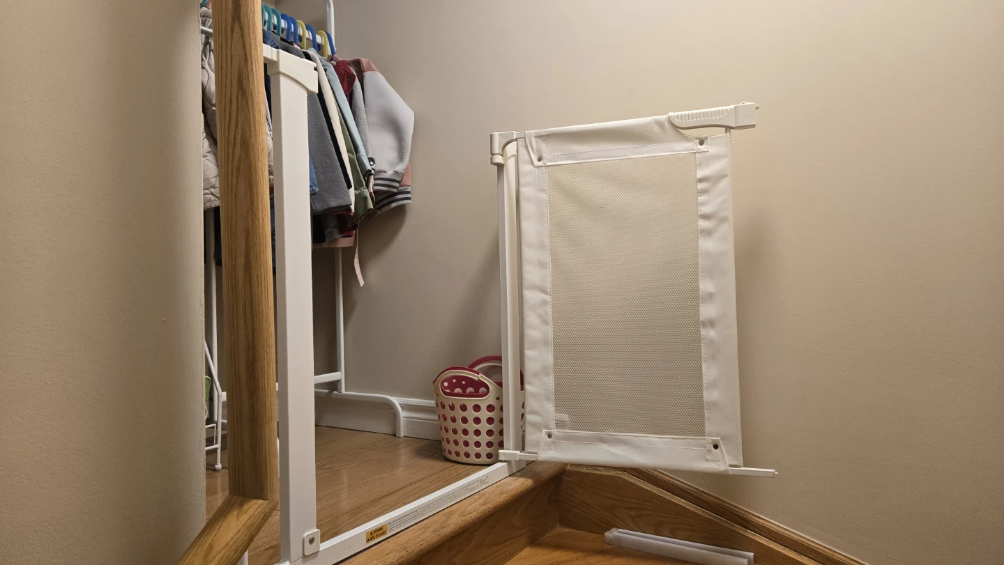 KidCo Gate G1300 Mesh  – No Holes on the Wall (3 units) - photo 2