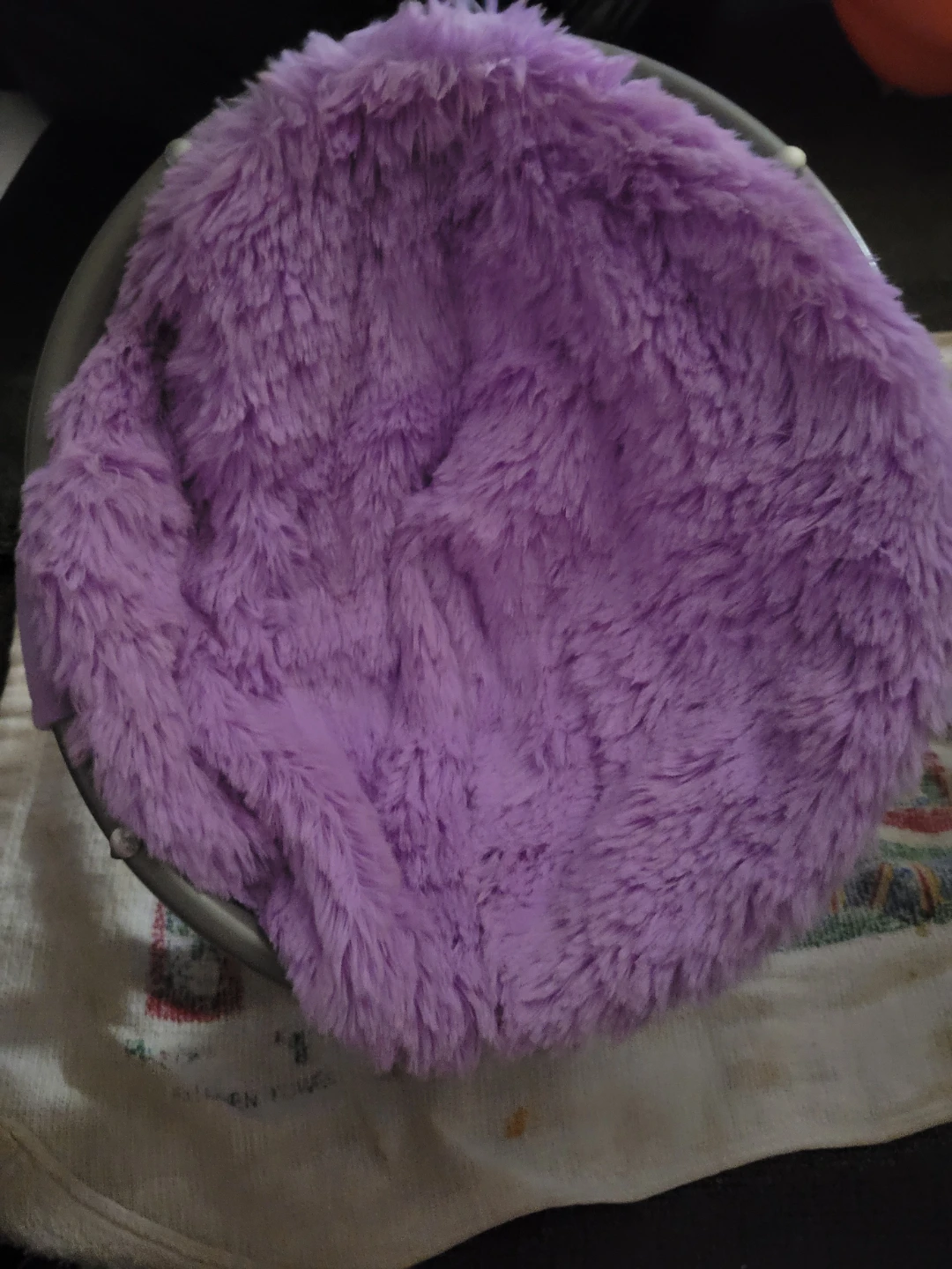 Baby doll cushion chair