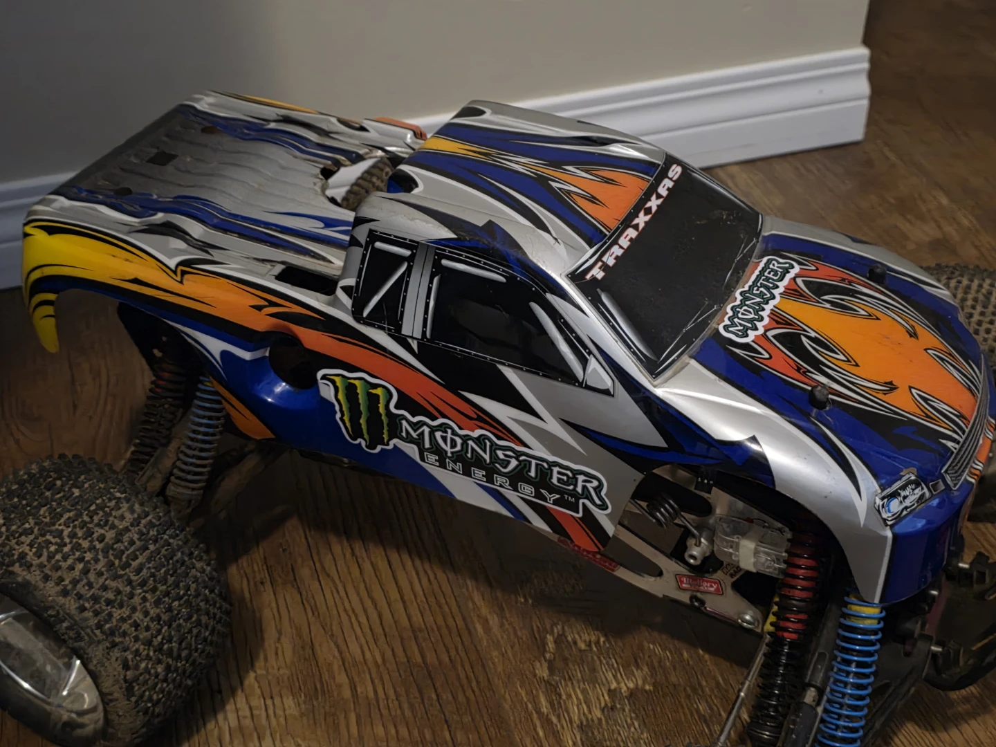 RC nitro 1/8 scale  savage SS 25  2 speed chassi Truck - photo 4
