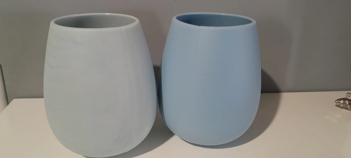 Set of 2 Silicone Wine Tumblers
