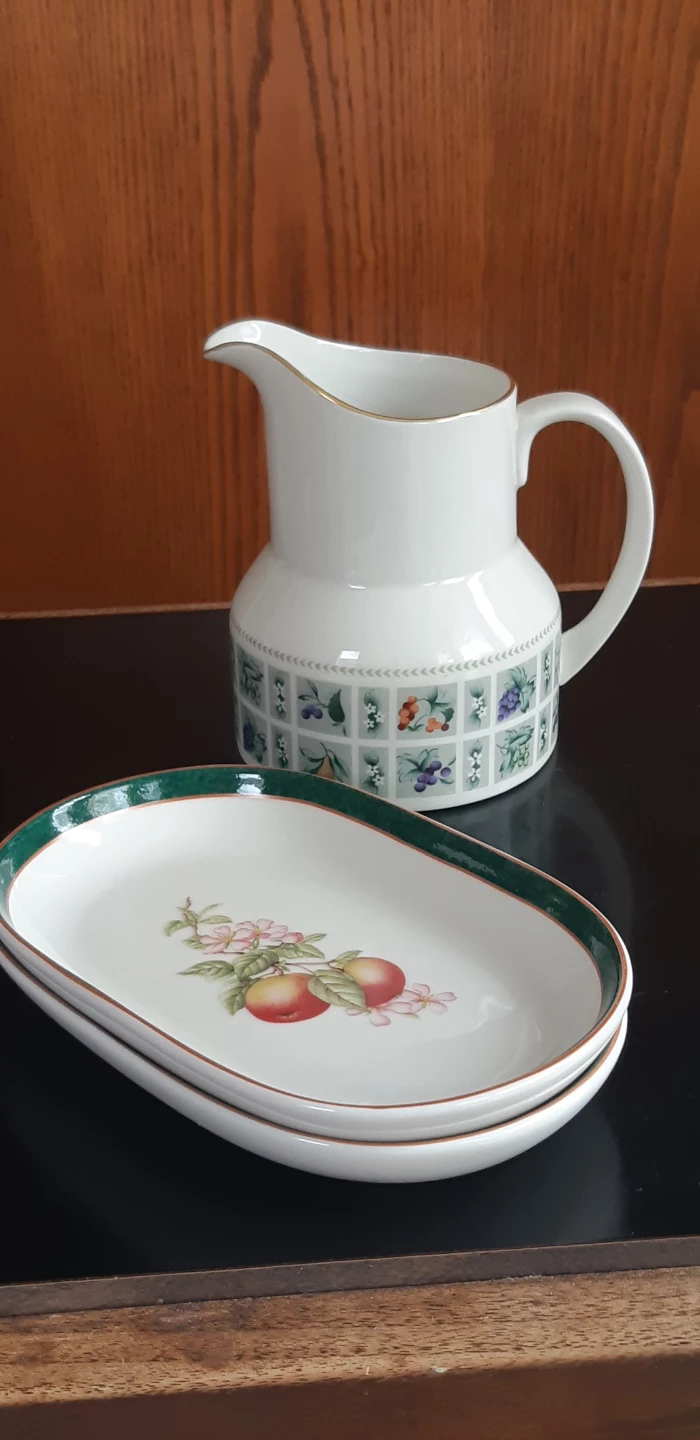 Royal Doulton Collection