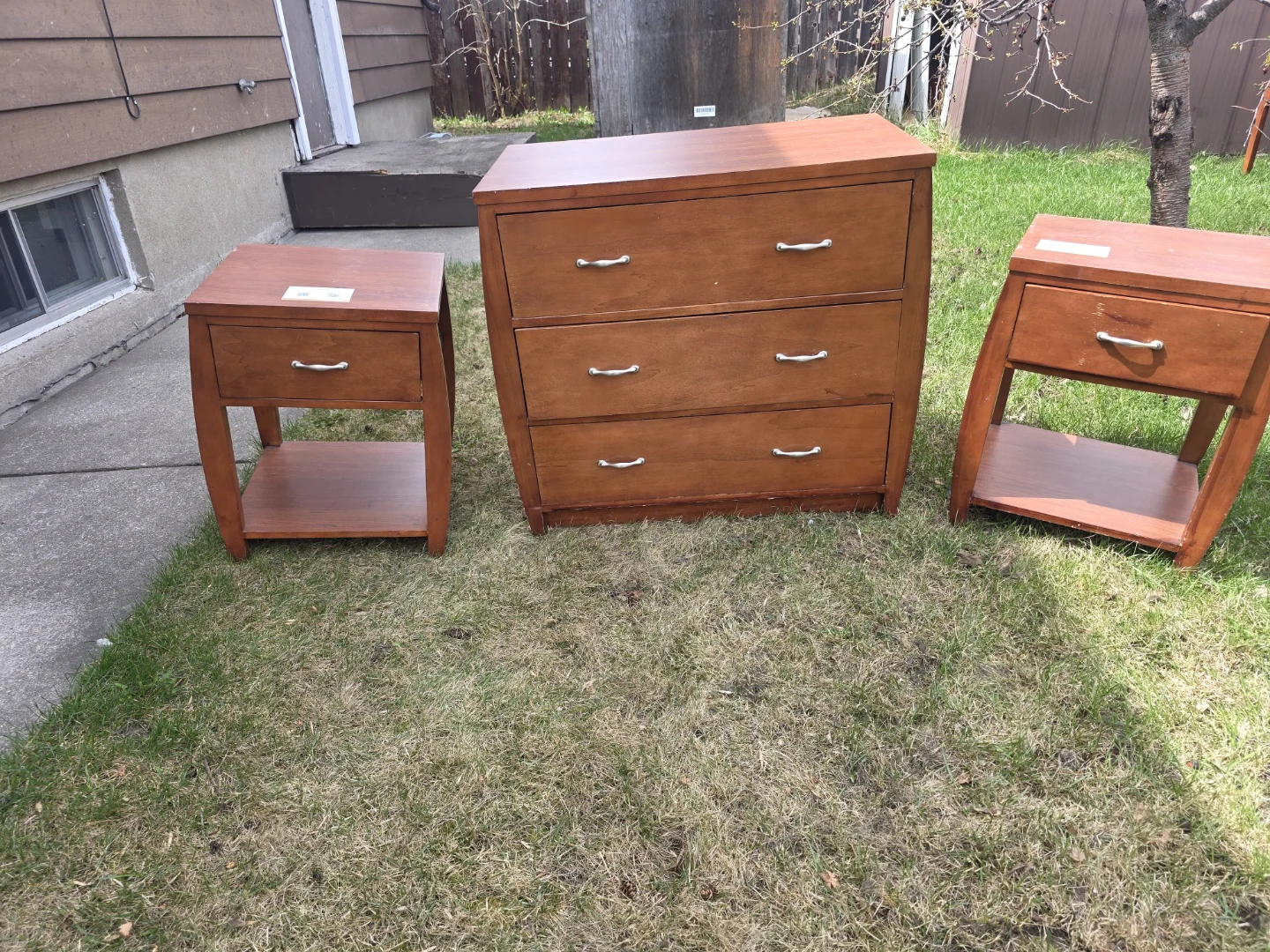 Beautiful Wooden Bedroom Set - photo 2