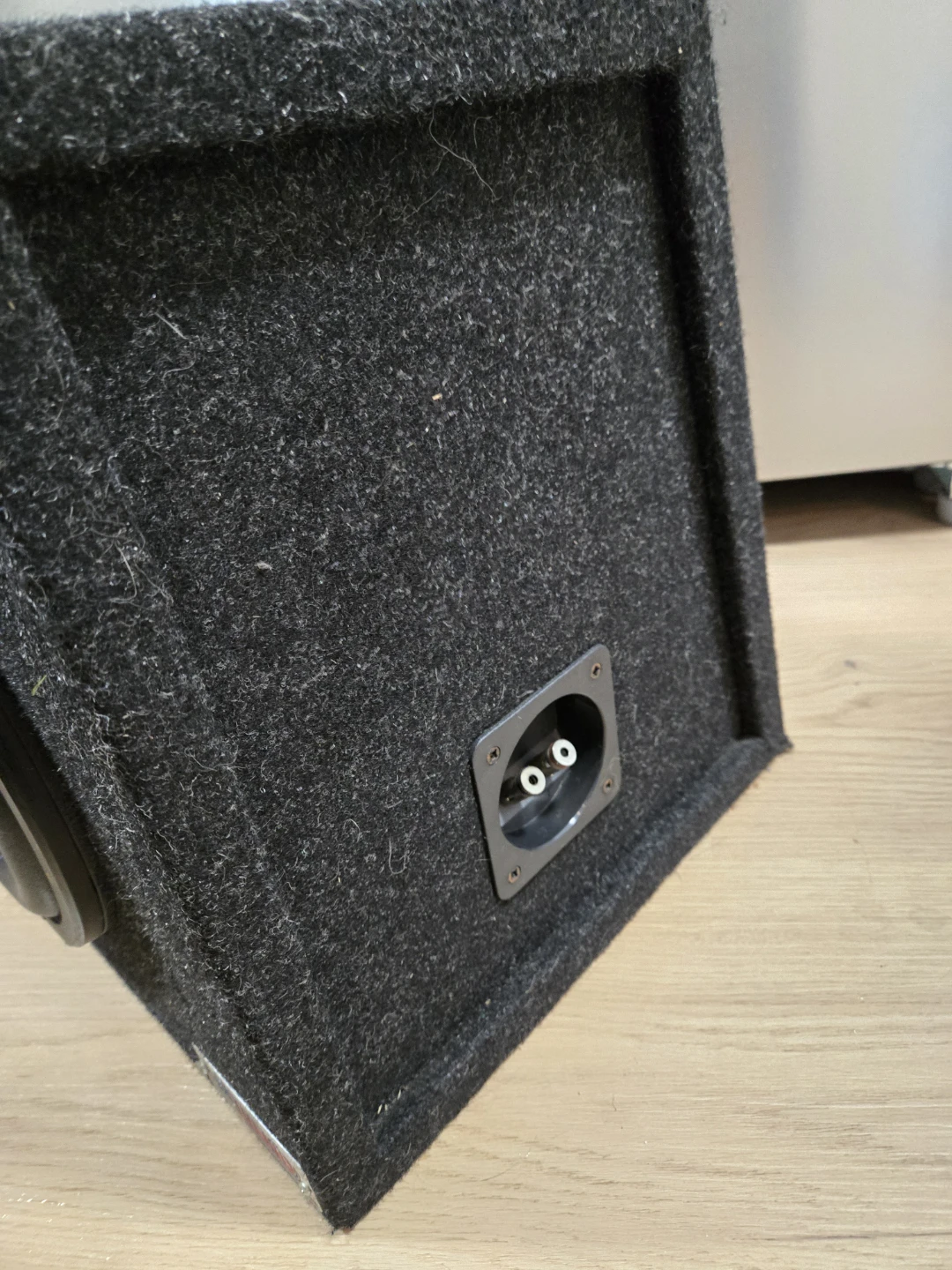 DB Drive Euphoria EW5 10-inch Subwoofer/Atrend Enclosure. - photo 4