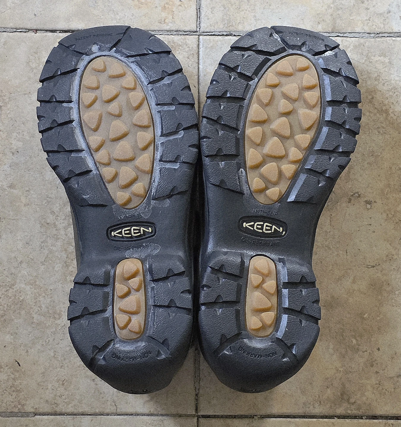 KEEN Men's Waterproof Hiking Shoes - photo 2