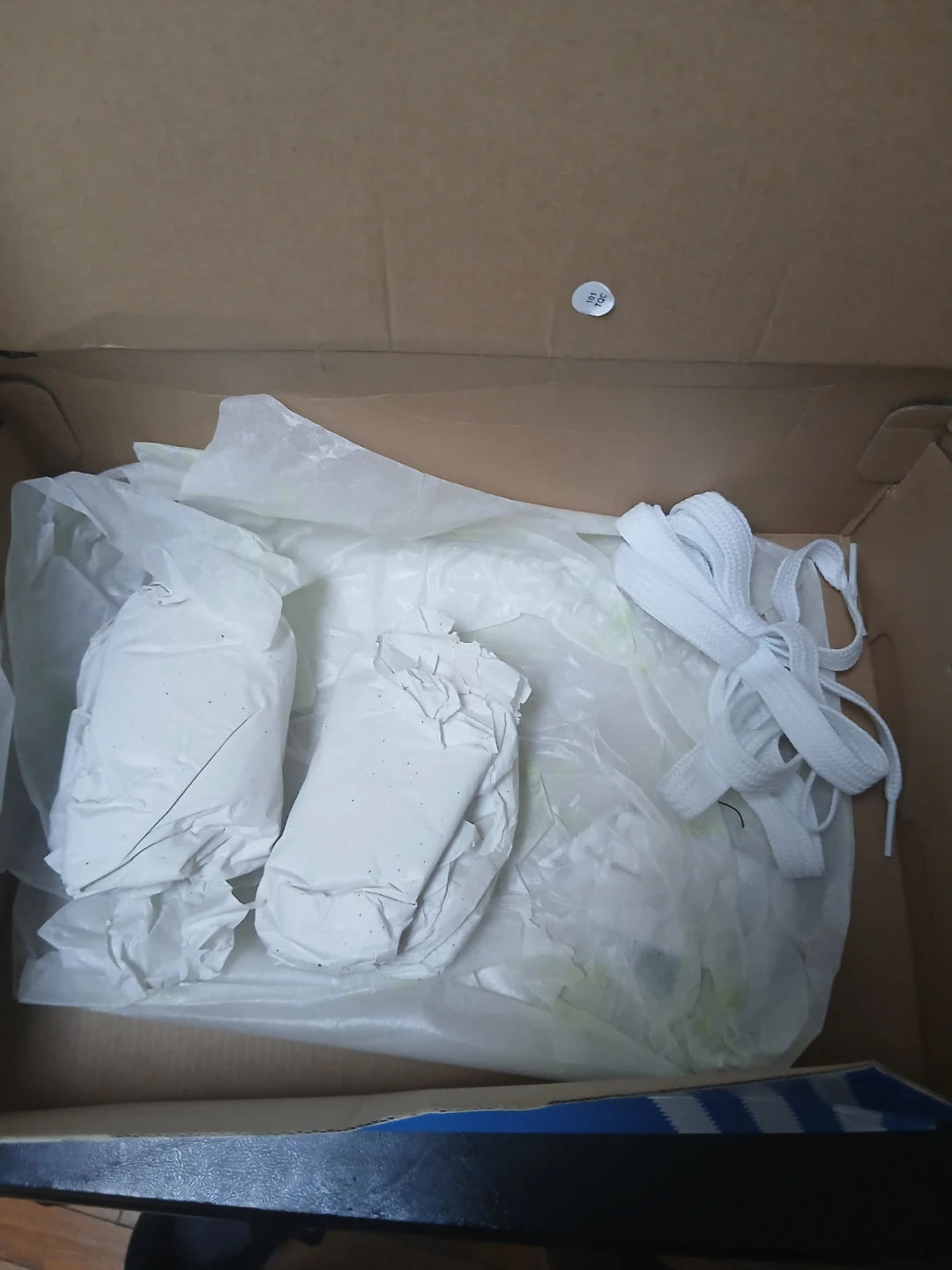 Adidas Campus 00s Black Sneakers - photo 3
