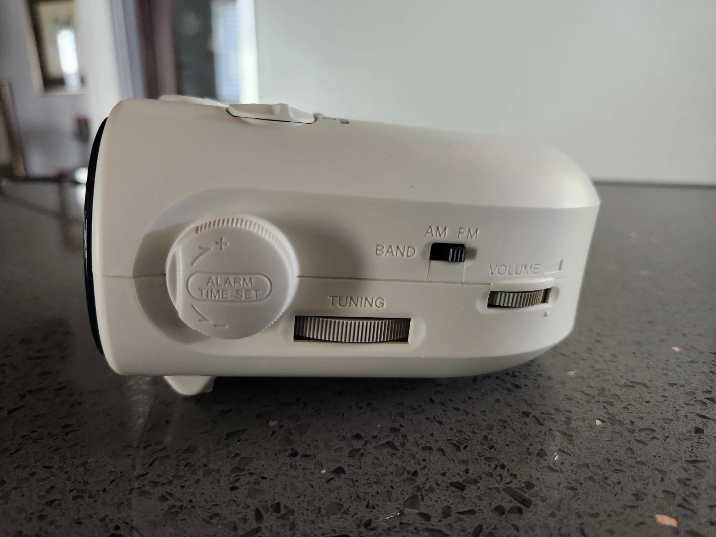 Sony Dream Machine Alarm Clock - photo 4