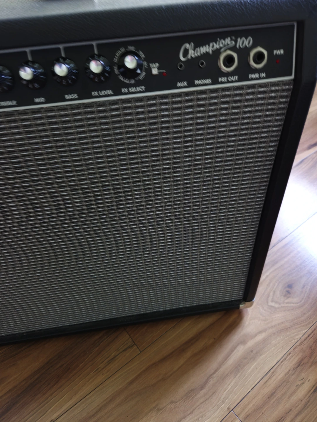 Fender Champion 100 Guitar Amplifier - photo 3