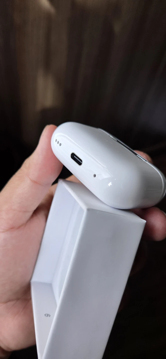 BEST OFFER TAKES Wireless Charging Case for AirPods Pro 2nd Gen - photo 3