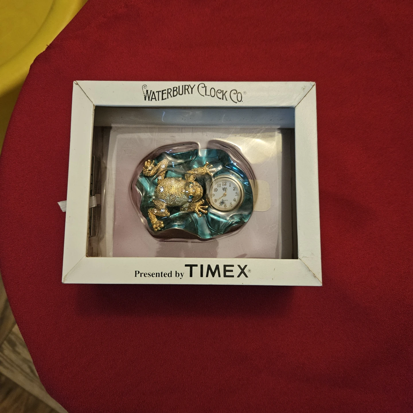 Waterbury Clock Co. Frog Desk Clock Presented by Timex - photo 2