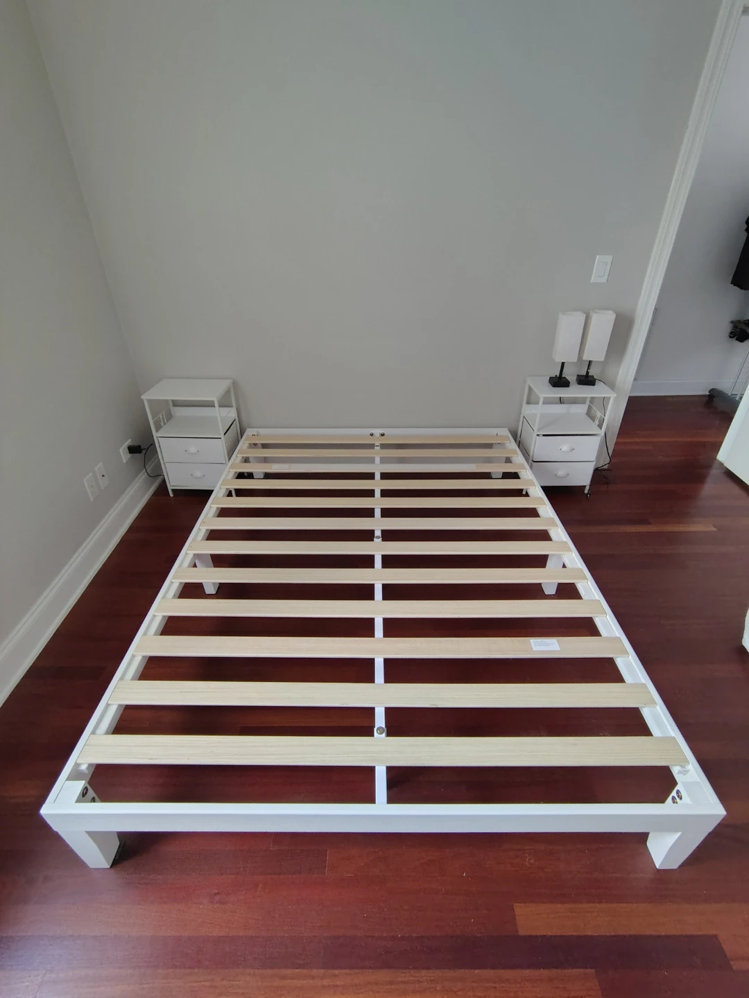 White Queen Size Bed Frame Platform