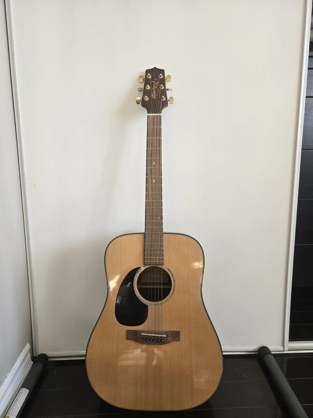Left handed Takamine Acoustic Guitar Model GC340LH - photo 2