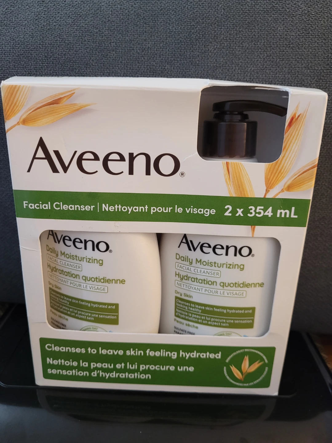 Aveeno Daily Moisturizing Facial Cleanser 2 x 354 mL