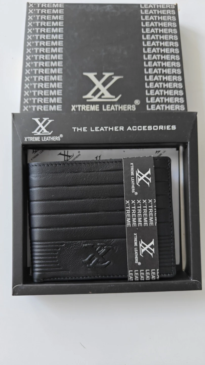 Xtreme Leathers Men's Bi-Fold Wallet
