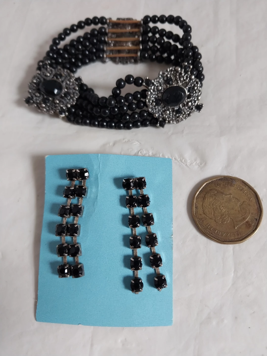 Black Beaded Bracelet and Dangly Earrings Set. Pick up only.