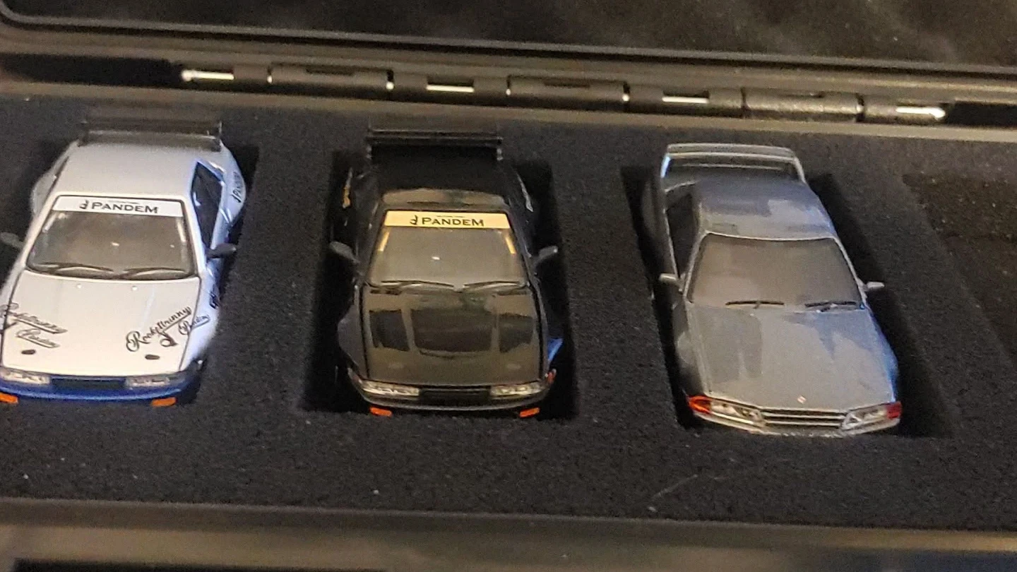 Hot Wheels Legendary Vault Case - photo 3
