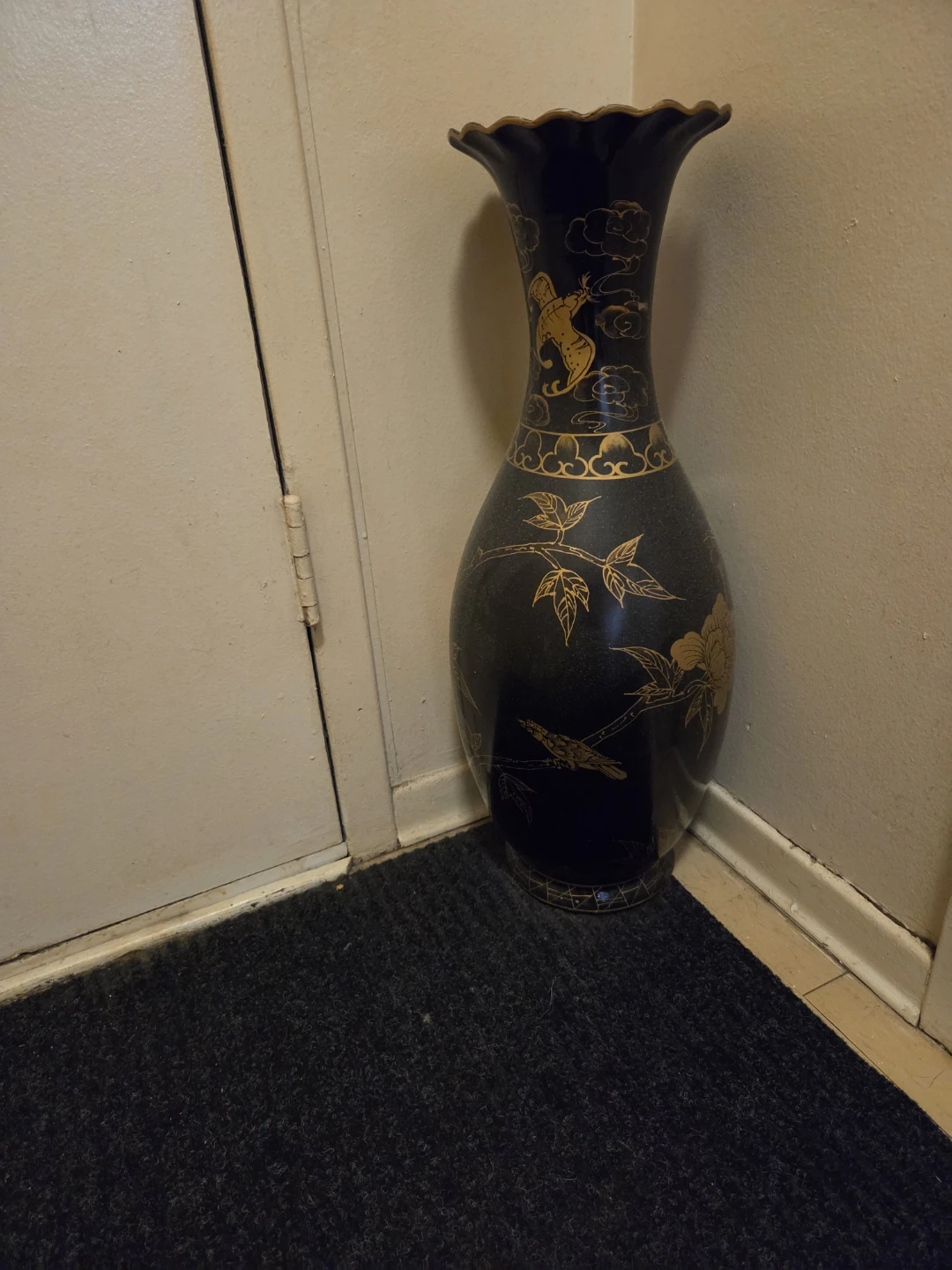 Large Decorative Vase - Black with Gold Asian Design