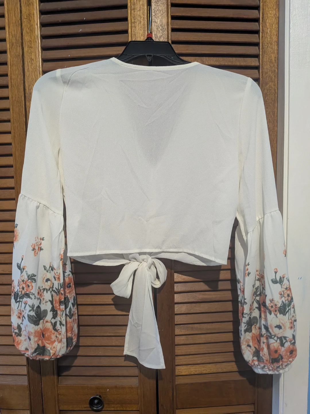SHEIN White Floral Print Tie-Front Blouse - photo 2