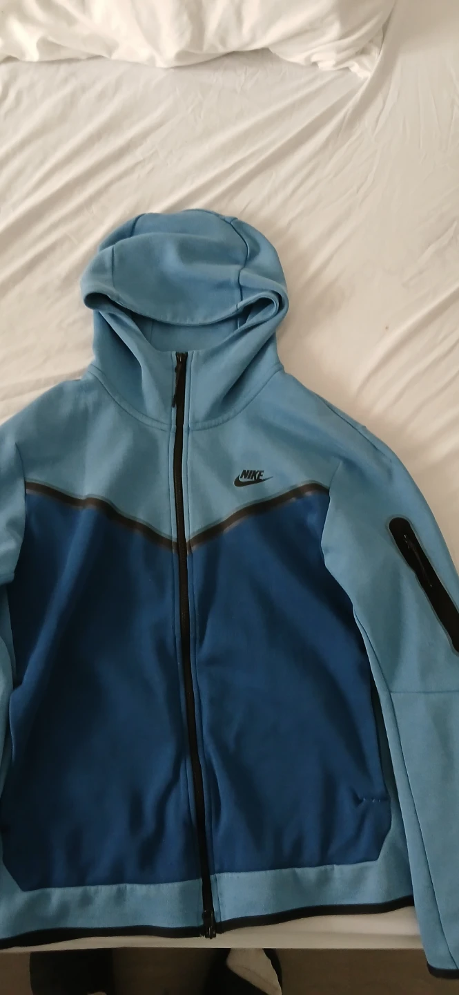 Nike Tech Fleece Full Zip Hoodie