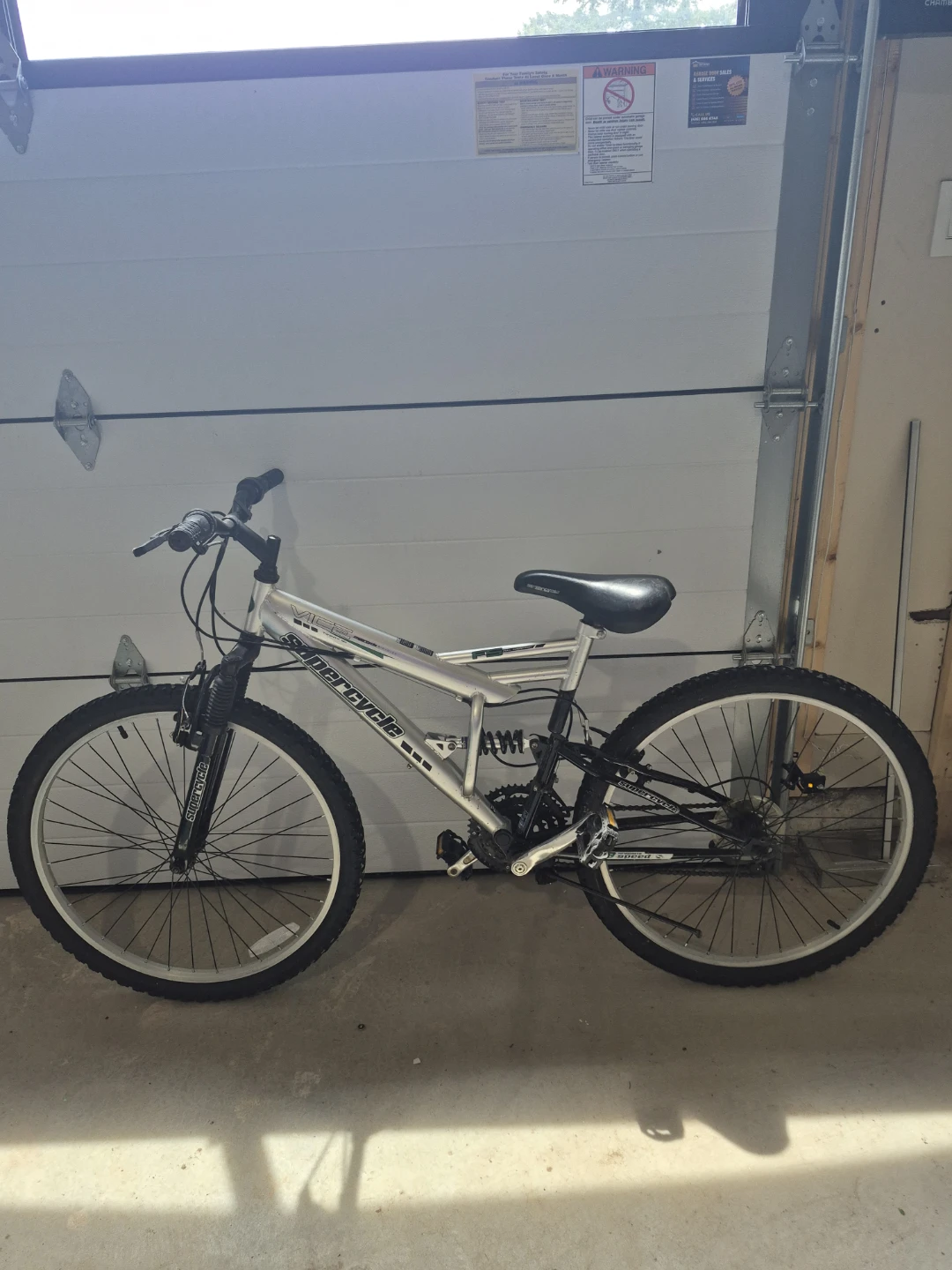 SuperCycle Silver Mountain Bike