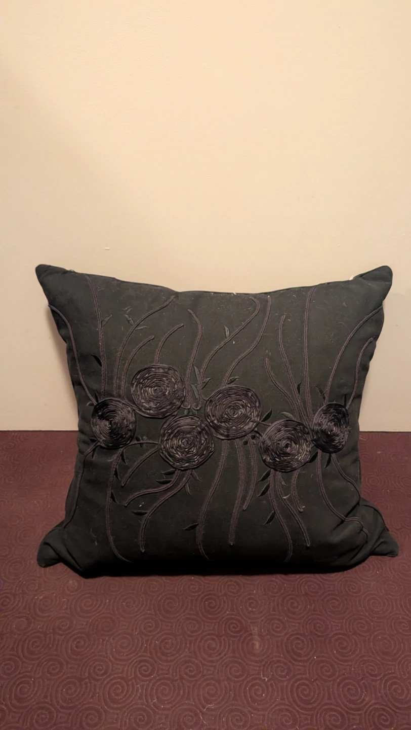 Beautiful Decorative Feather Throw Pillows, 3 - photo 4