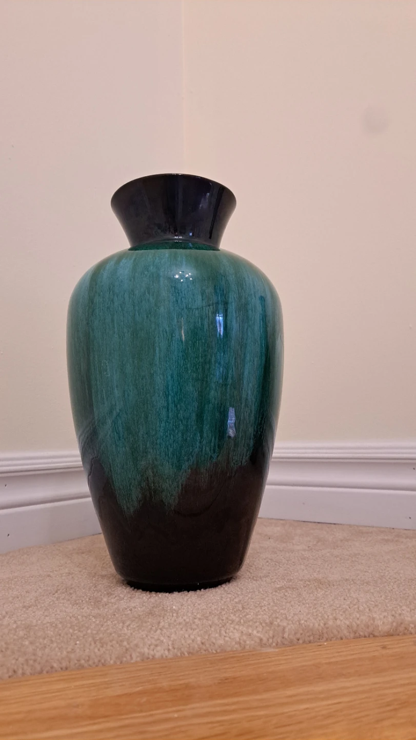 Large Vintage Blue Mountain Pottery Vase