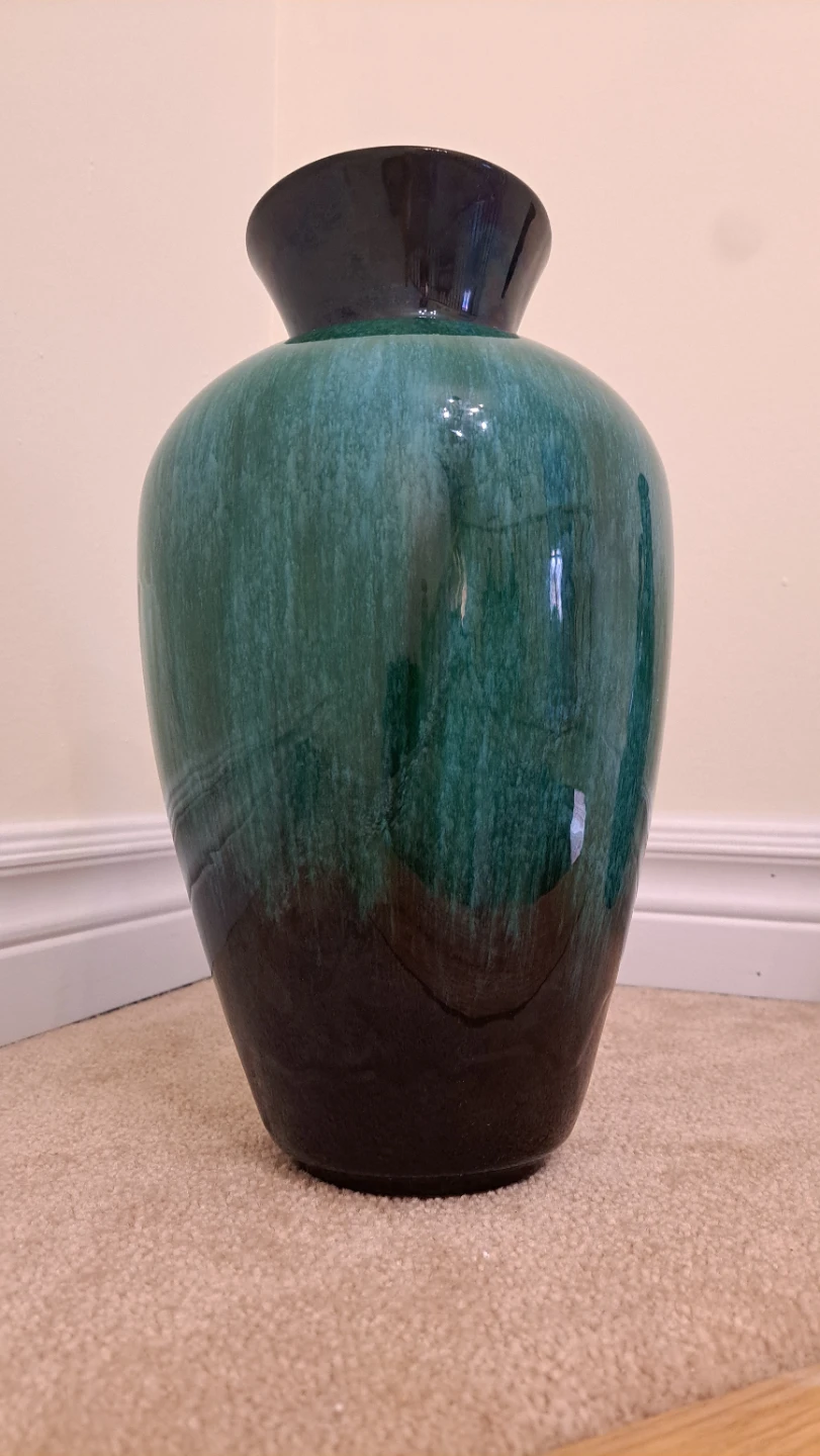 Large Vintage Blue Mountain Pottery Vase - photo 4