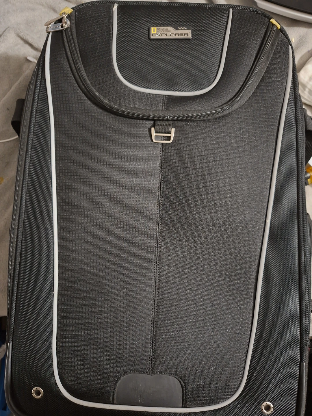 National Geographic Explorer Rolling Suitcase