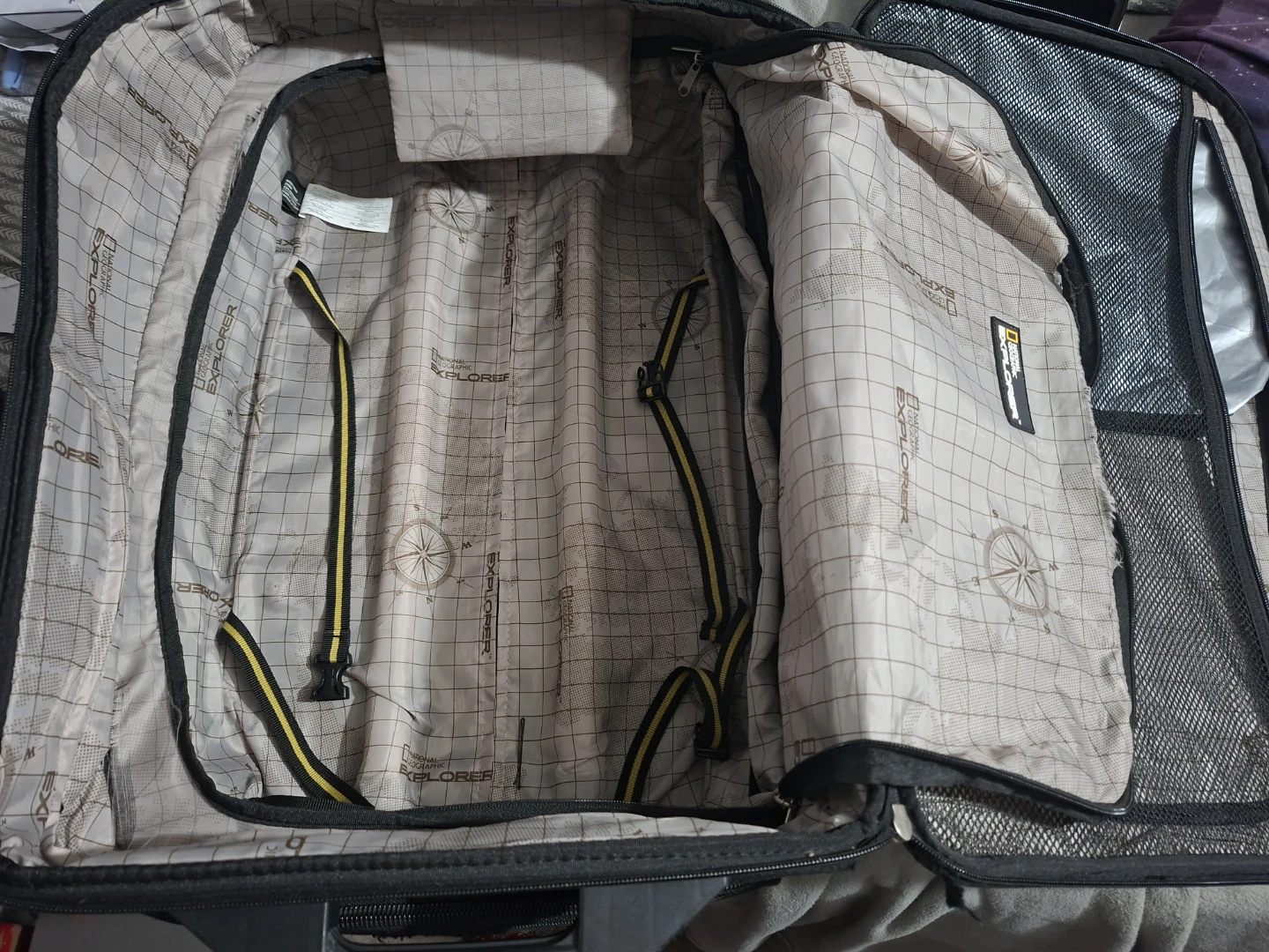 National Geographic Explorer Rolling Suitcase - photo 2
