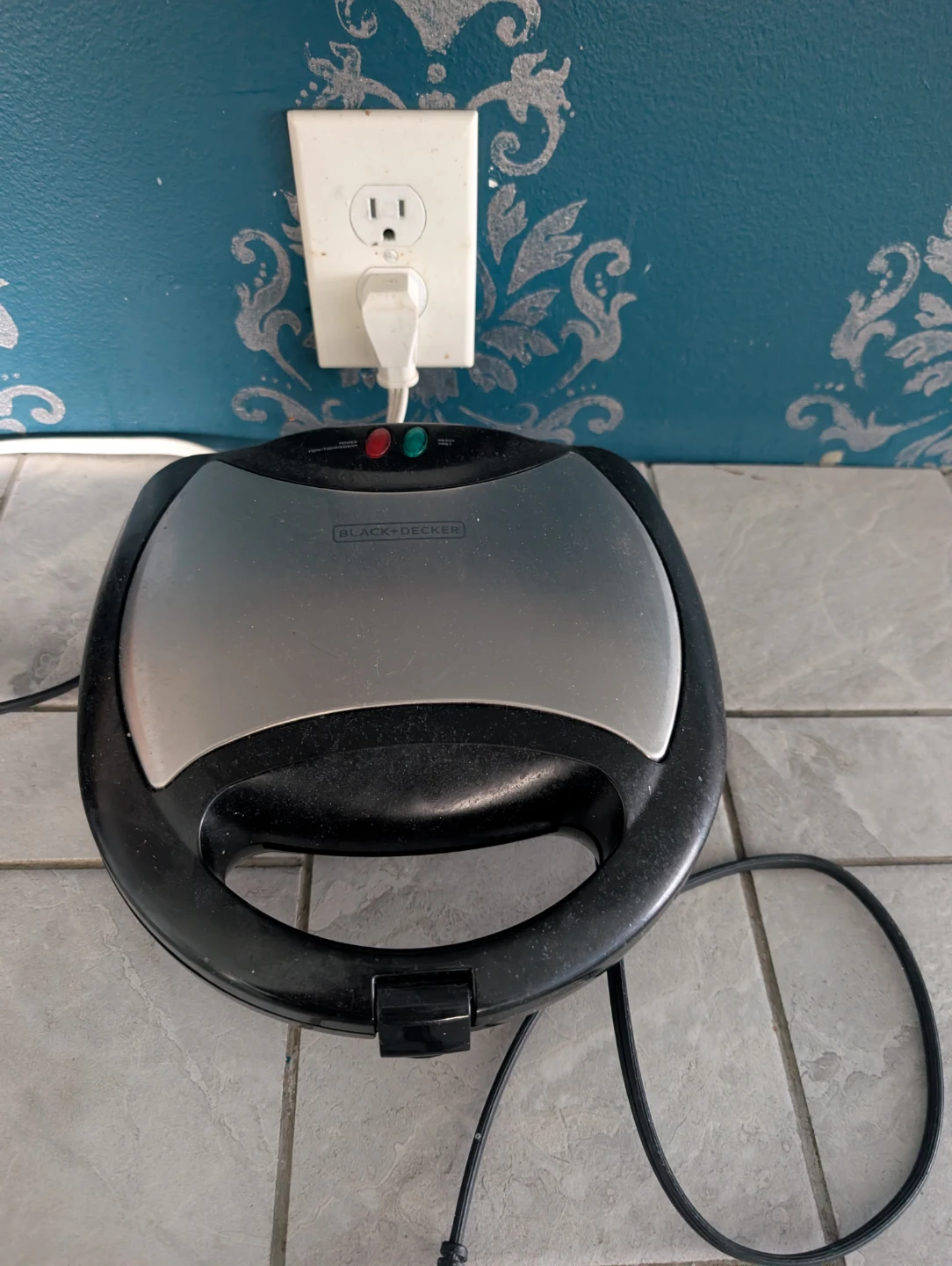 BLACK+DECKER Sandwich Maker