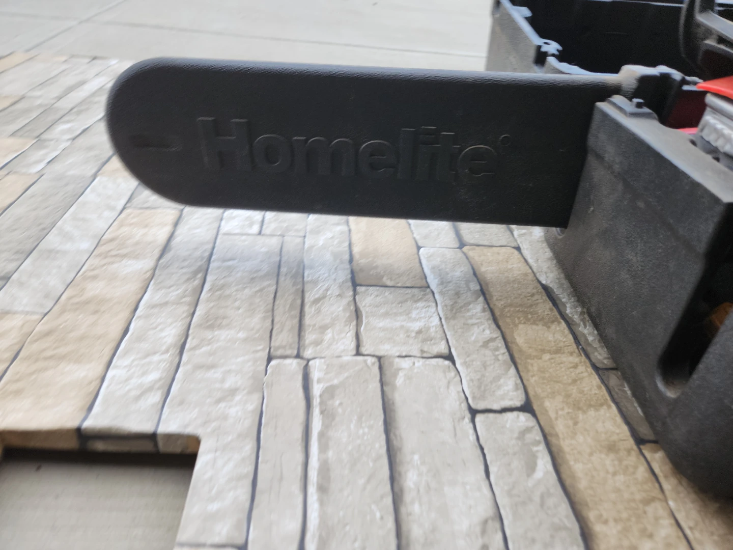 Homelite Chainsaw with Case - photo 2