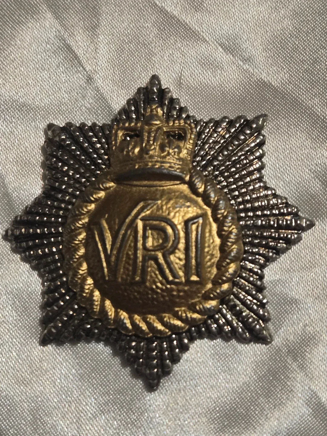 VRI Badge with Crown