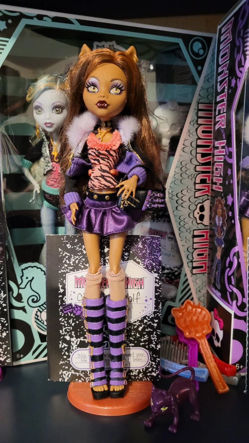 Monster high , Bratz and lalaloopsy 4 sale NEED GONE ASAP