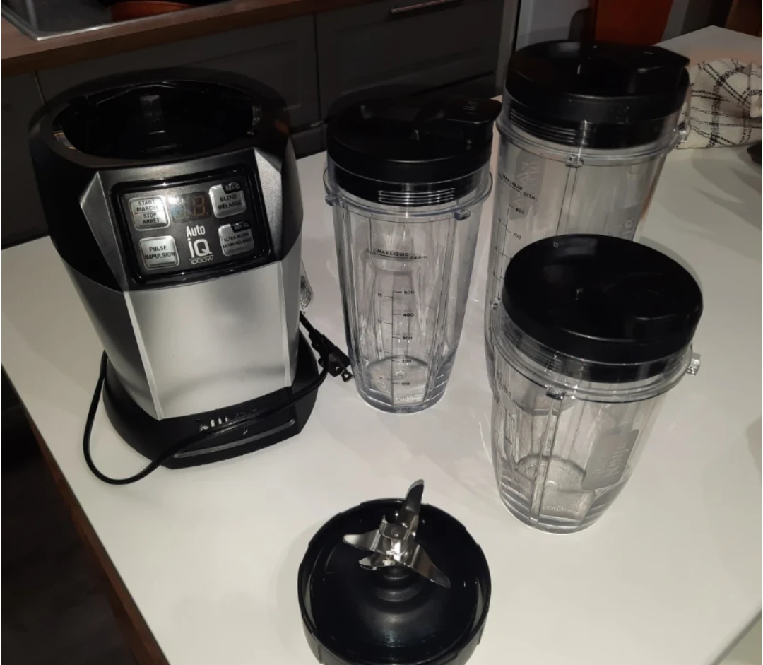 Ninja Auto-IQ Blender with 3 Cups