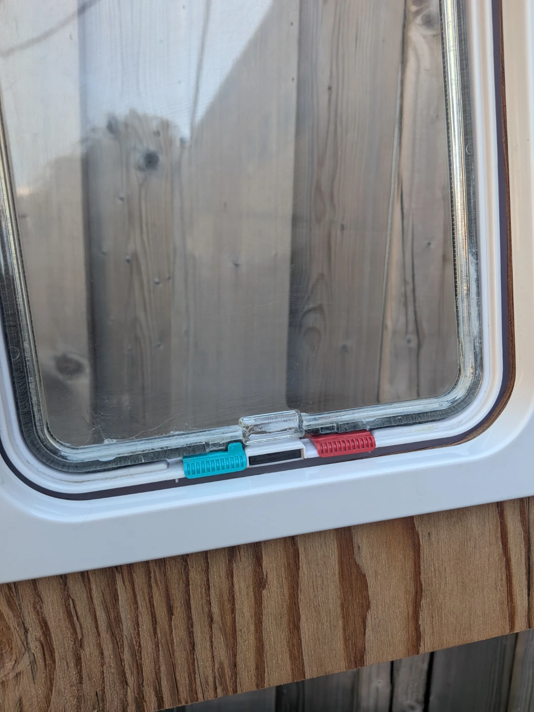 Pet Door with Wooden Mount - photo 4