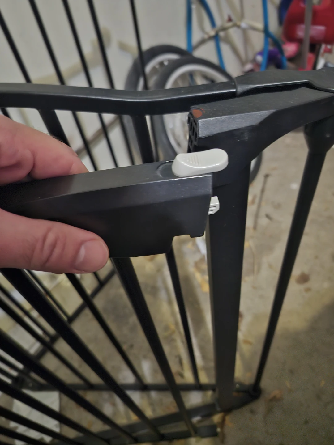 Large folding Black Metal Baby Gate - photo 3