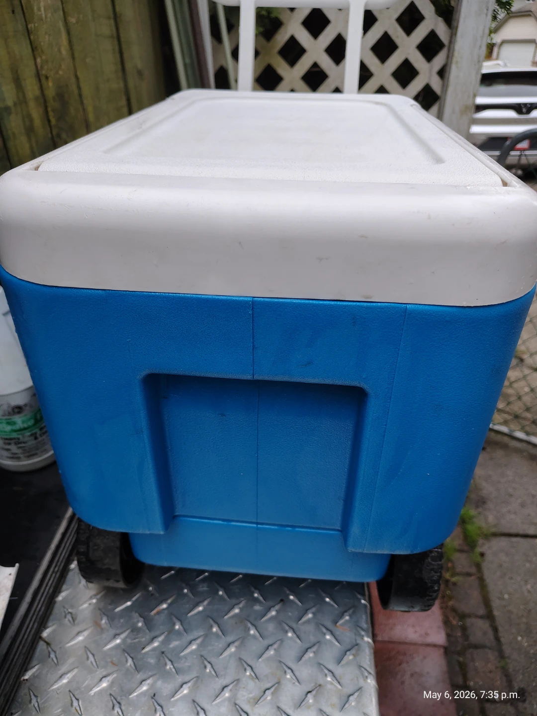 IGLOO 38 Qt Wheeled Cooler * like new * - photo 4