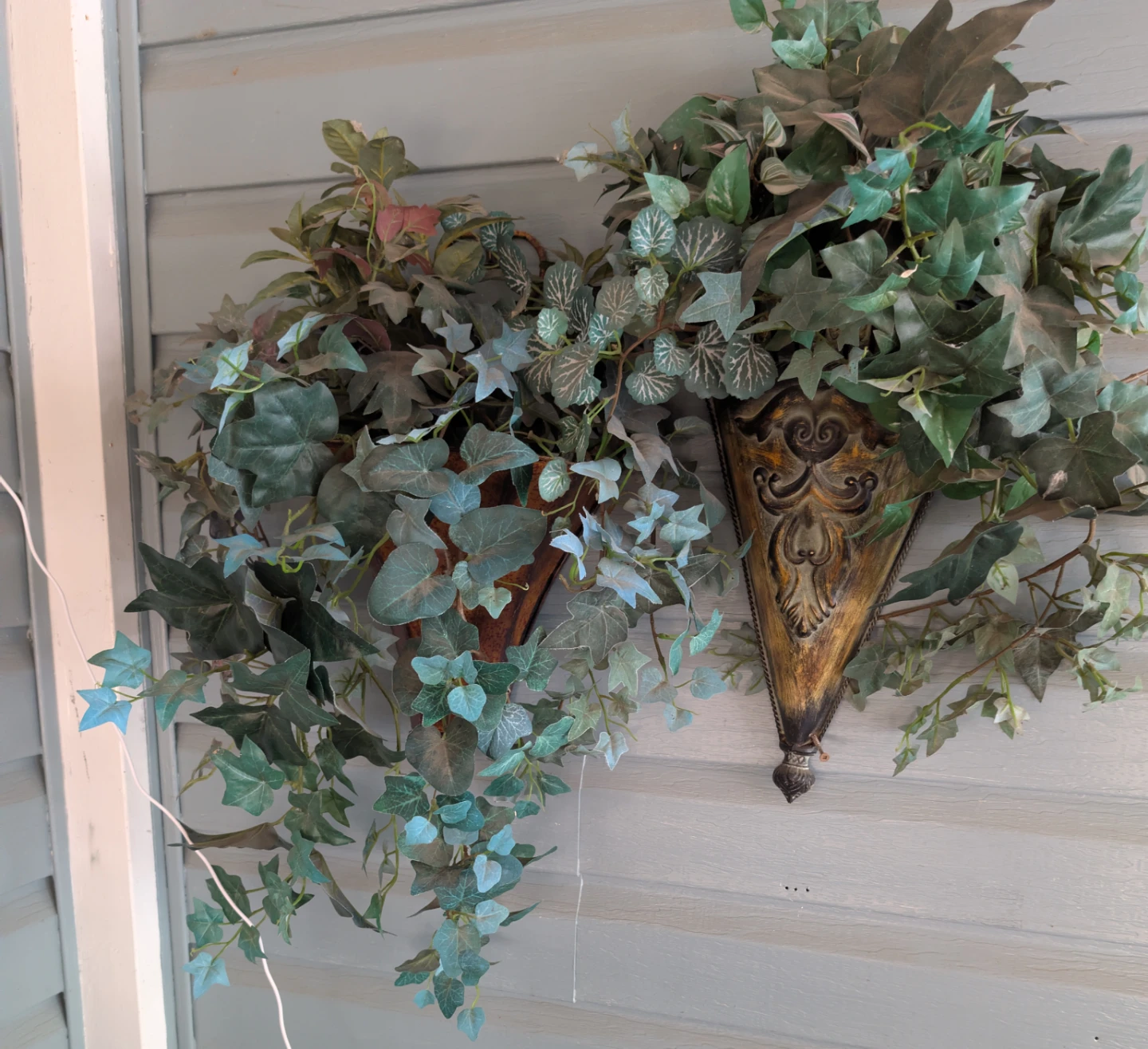 2 Decorative Wall Planter Baskets