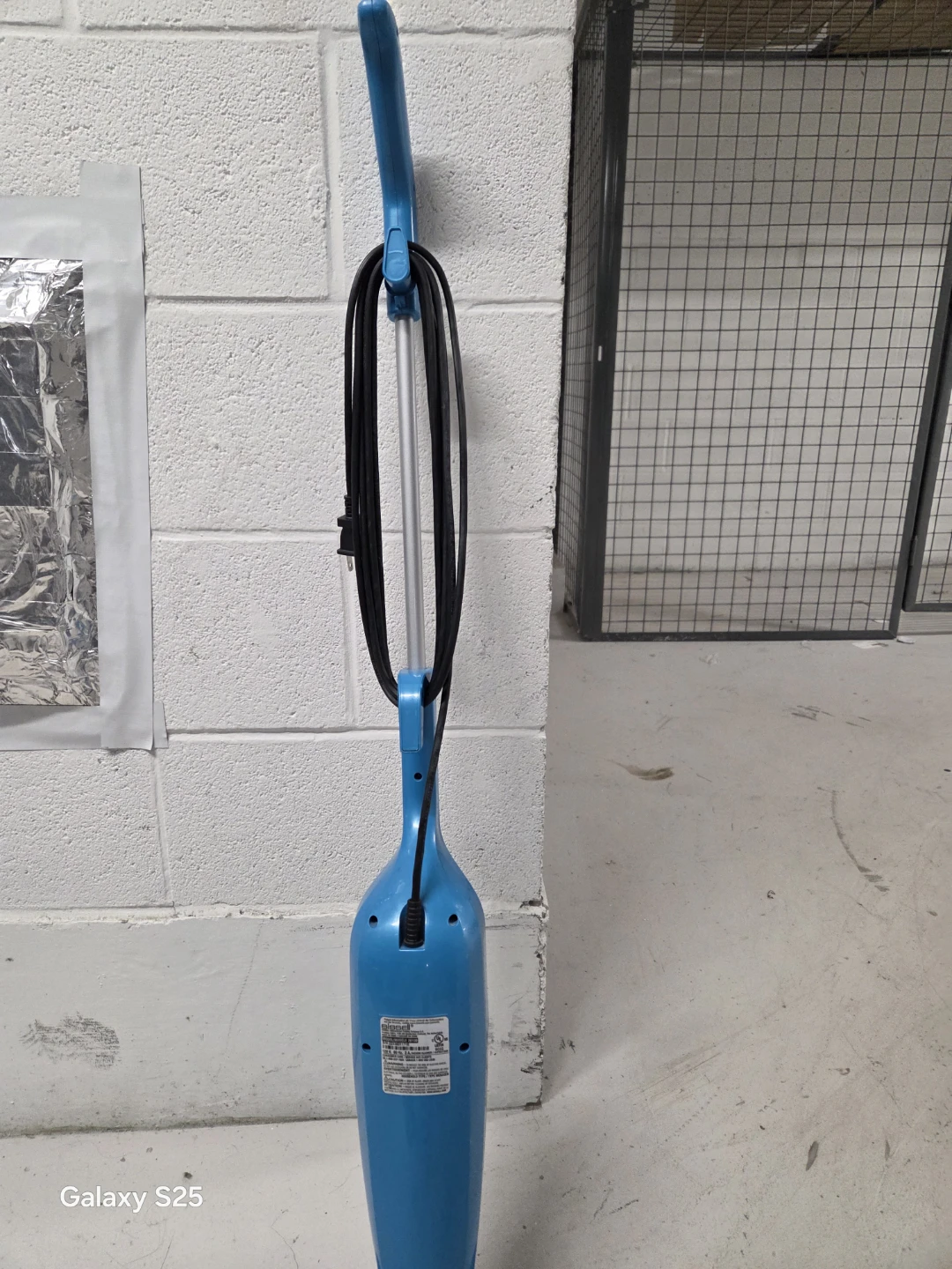 Bissell Featherweight Stick Vacuum - photo 2