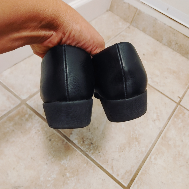 Women's Black Ballet Flats Size 8 - photo 4