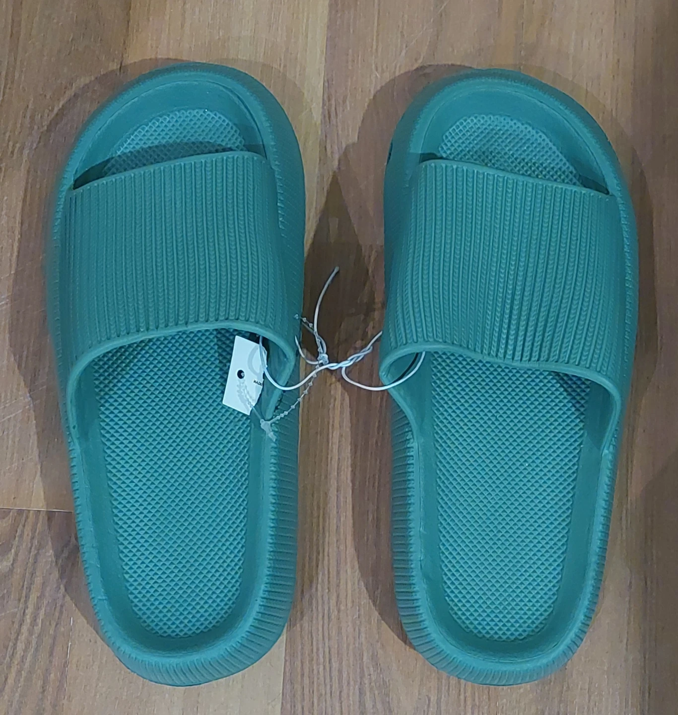 Green Pillow Slides Size 6