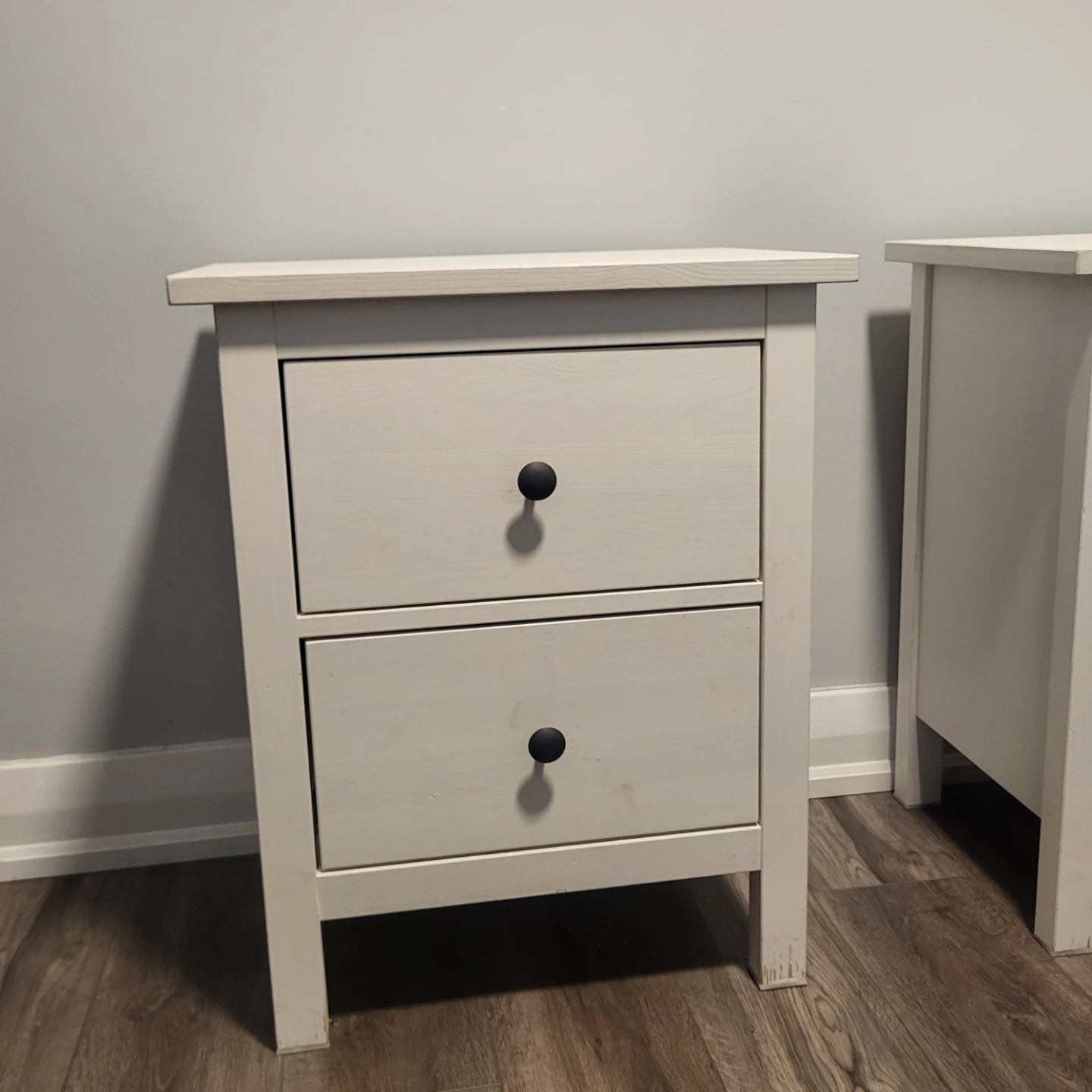 White 2-Drawer Nightstand - photo 5