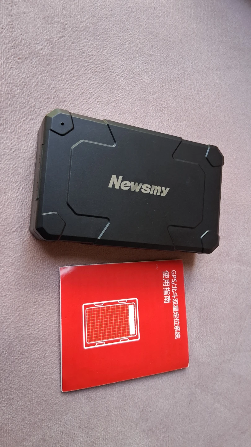 Car GPS tracker 2G SIM with strong magnet to car frame - photo 2