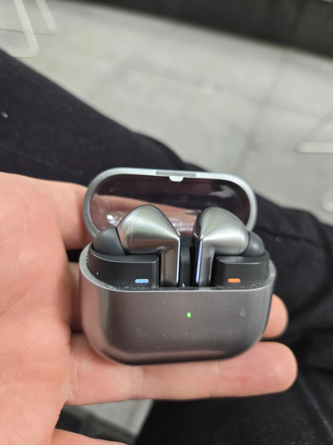 samsung buds pro 3 Wireless Earbuds with Charging Case - photo 4