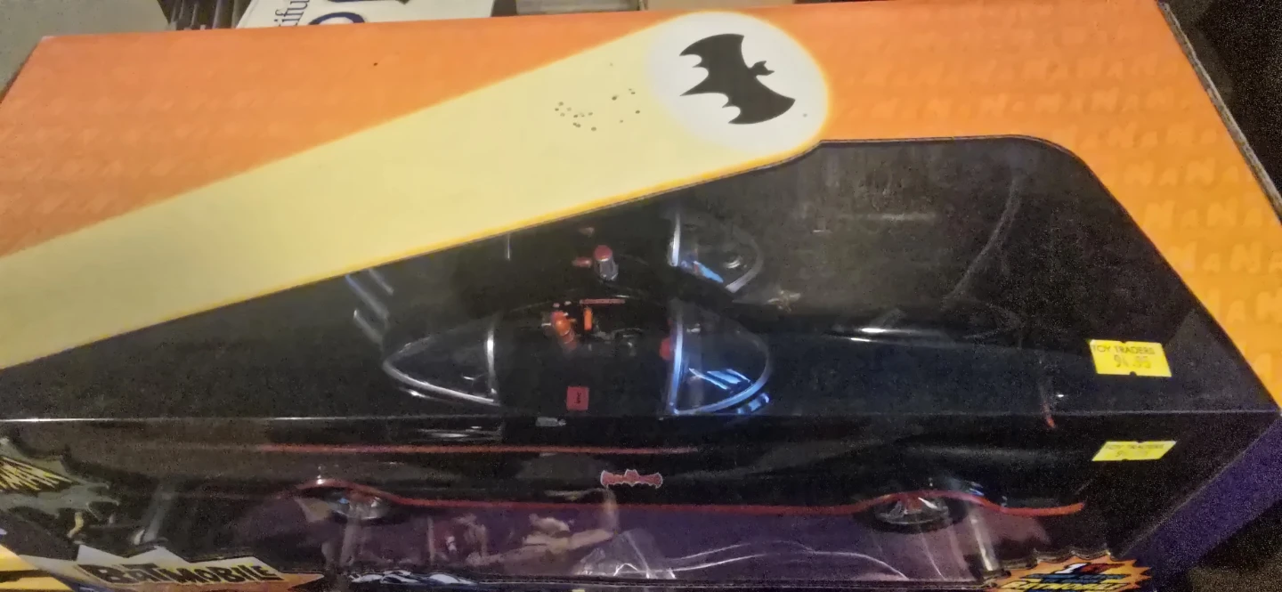 Batman Classic TV Series Batmobile - photo 3