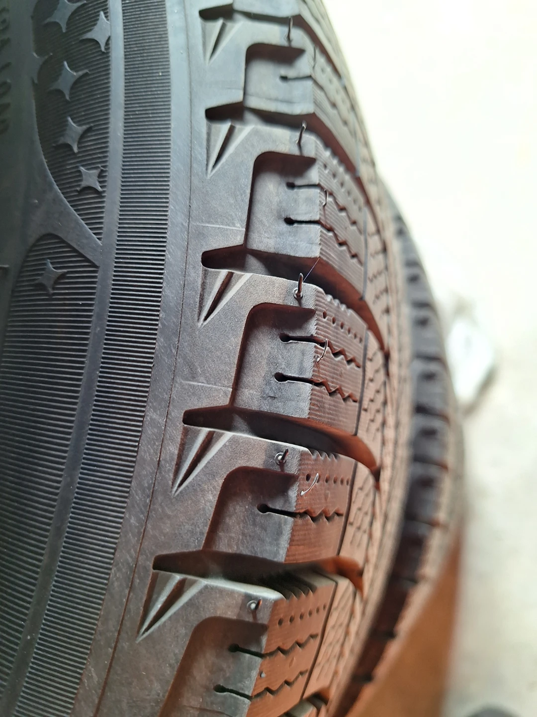 Michelin Winter Tires on Rim 195/55R16 - photo 2