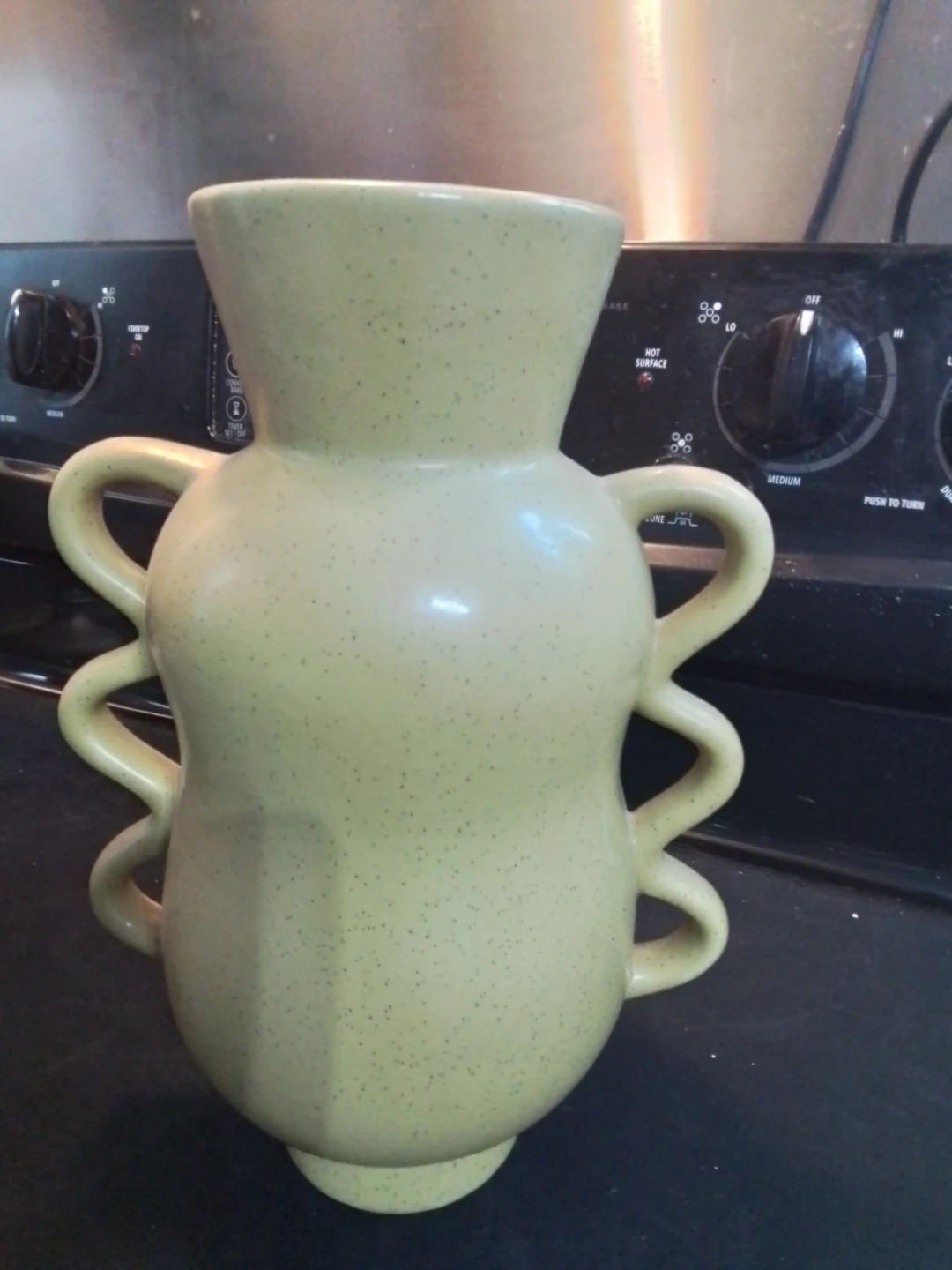 ICONIC 1950s ATOMIC DESIGN VASE