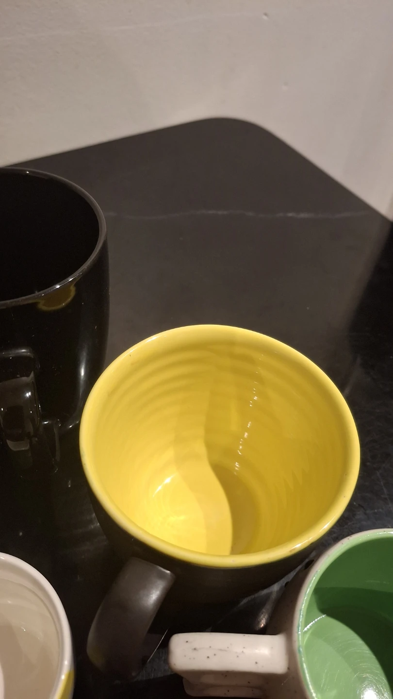 Set of 5 Mugs - Black, White, Yellow, Green - photo 4