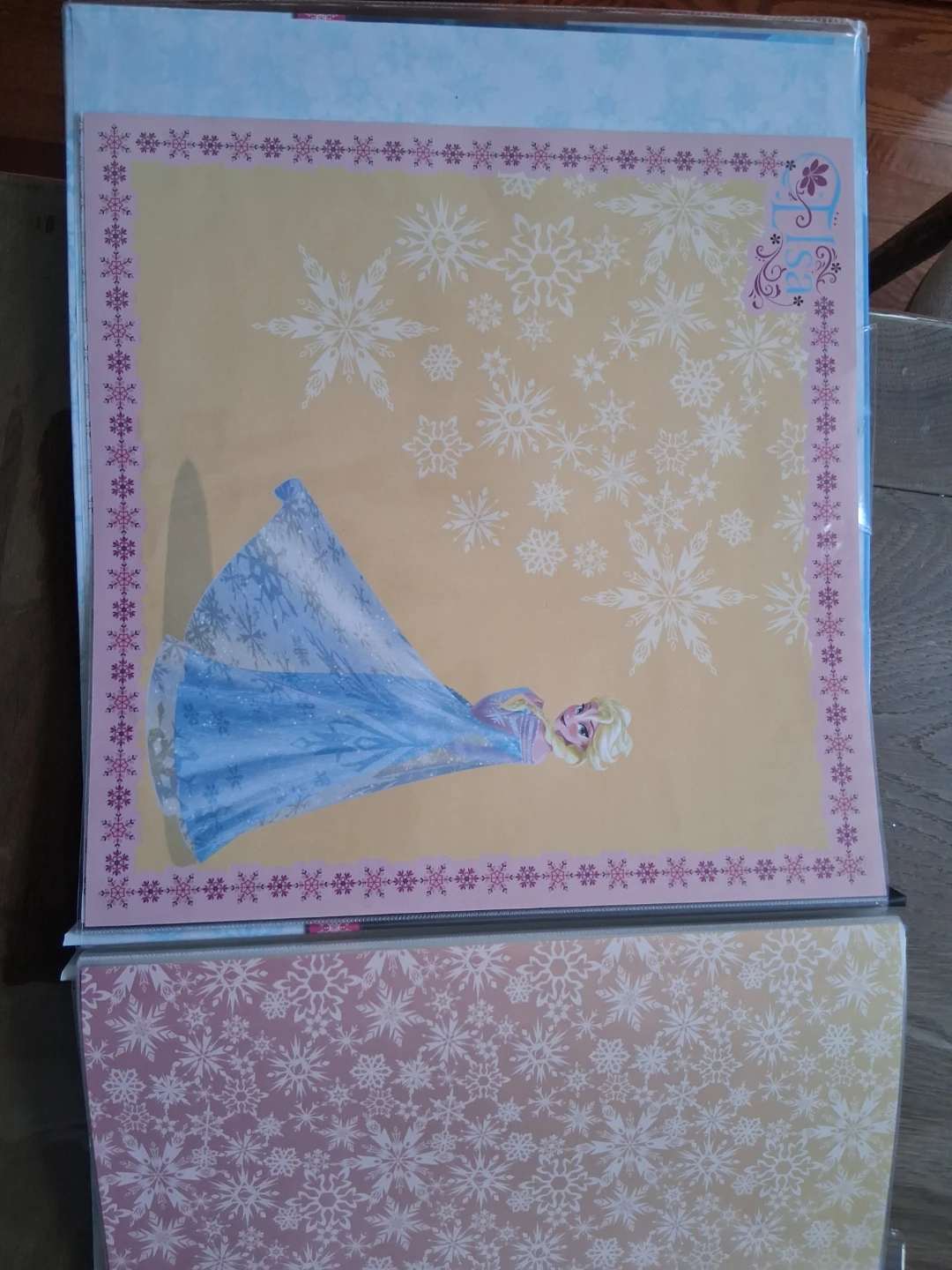Disney Frozen Scrapbook Album - photo 4